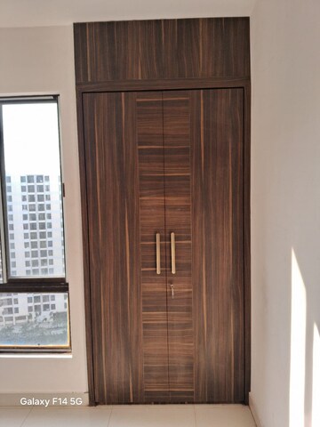 Furnished Amenities in 3 BHK Apartment at PS The 102, Joka – for Rent