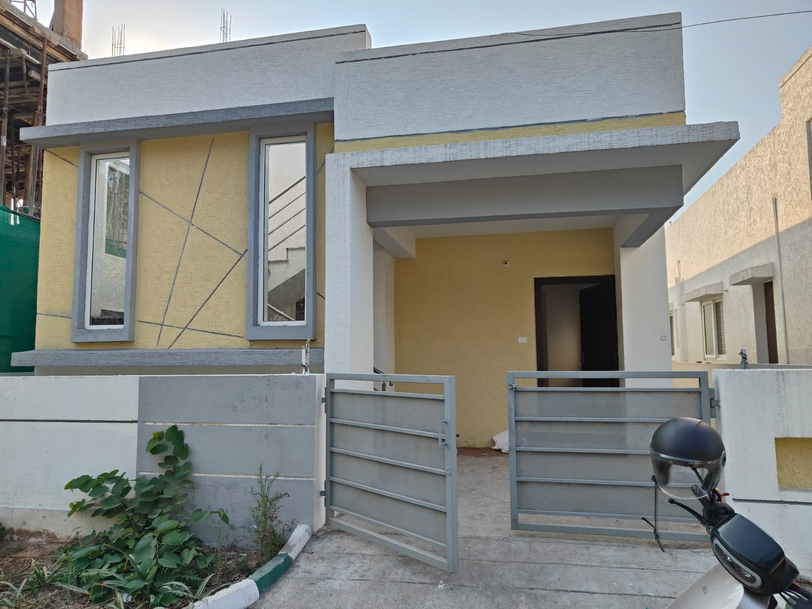 2 BHK + Pooja Room Villa For Sale in Mahidhara Luxuria