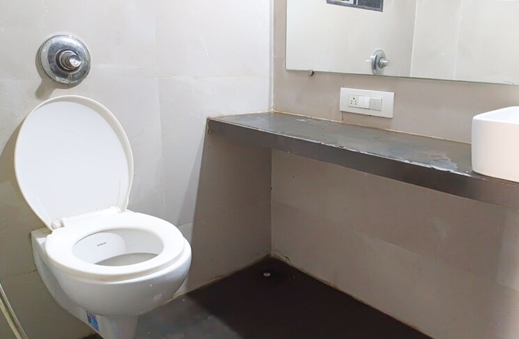 Bathroom, goregaon east Pg For Boys In Goregaon East 8639644