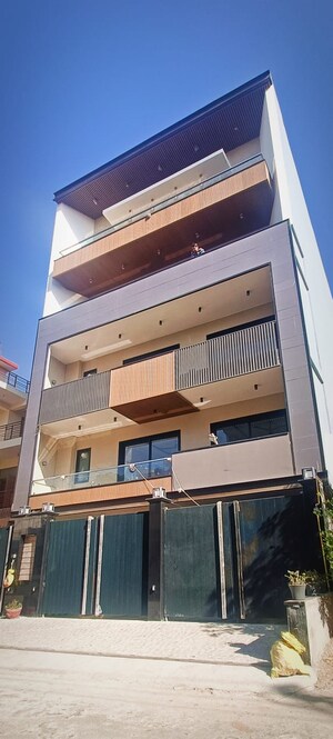 4 BHK Builder Floor – Exterior View View at Palam Vihar Residents Association, Palam Vihar - for Sale