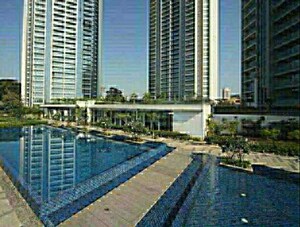 2.5 BHK Apartment – Exterior View View at Oberoi Realty Splendor, Andheri East - for Sale