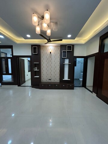 3 BHK Builder Floor For Sale in Vasundhara Sector 3