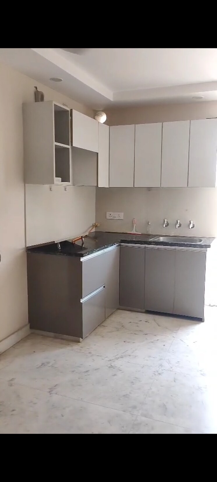 Kitchen, shiv nagar 1.5 Bedroom 450 Sq.Ft. Builder Floor In Shiv Nagar Delhi 8639827