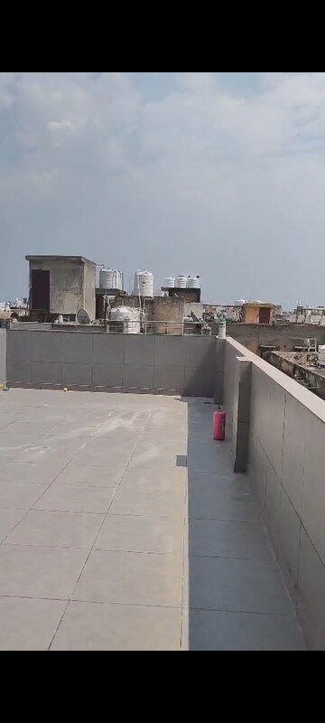 1.5 BHK Builder Floor For Rent in Shiv Nagar