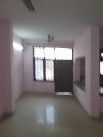 Room in 2 BHK Builder Floor at Sector 46 – for Rent