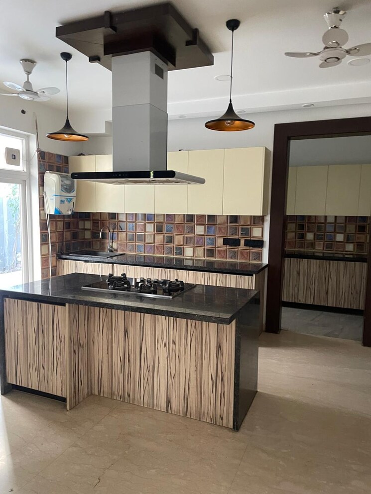 Kitchen, bhati village 6+ Bedroom 1200 Sq.Yd. Villa In Bhati Village Delhi 8639991