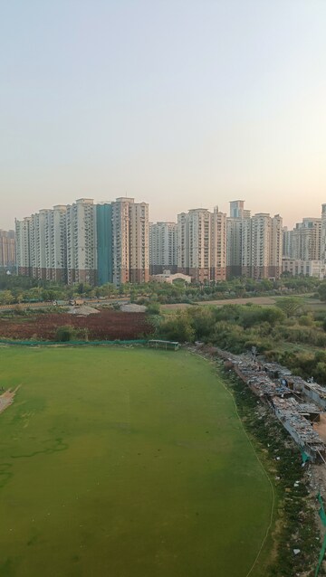 4 BHK Apartment – Exterior View View at AVS Orchard, Sector 77 - for Rent