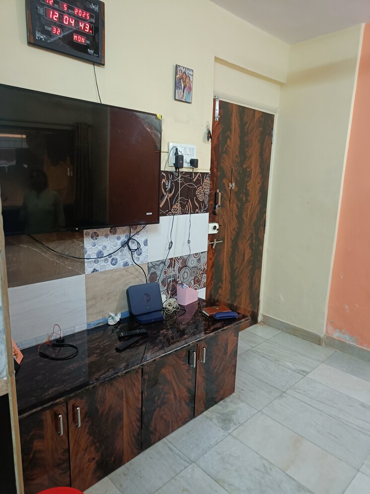 Living Room, aroma-society 1 Bedroom 440 Sq.Ft. Apartment In Borivali West Mumbai 8640049