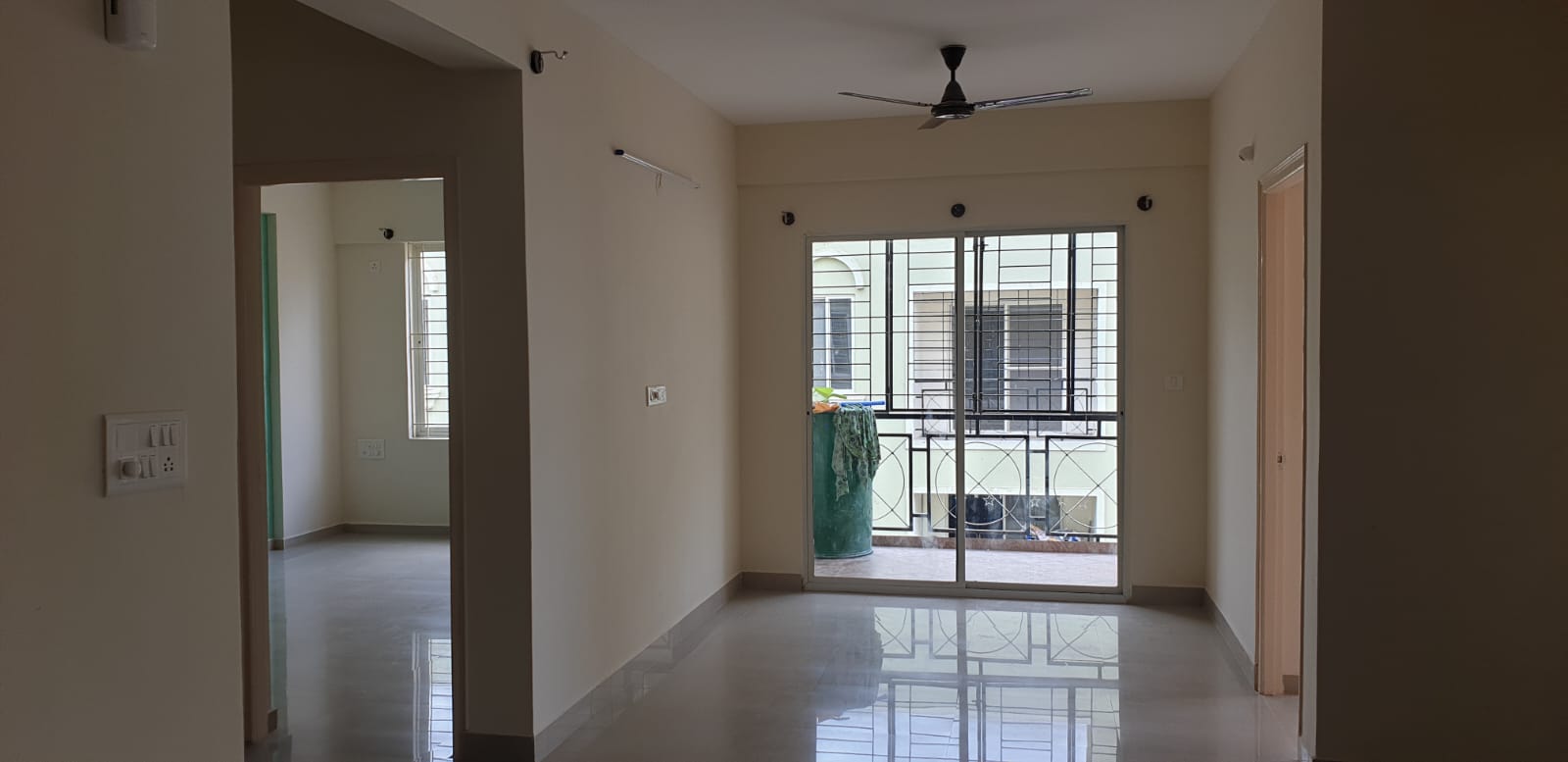 3 BHK + Extra Room 1500 Sq.Ft. Apartment in GM Infinite E City Town