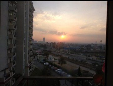 2.5 BHK Apartment – Exterior View View at Emaar Emerald Estate, Sector 65 - for Rent
