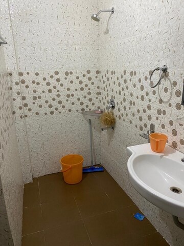 Bathroom in 2 BHK Builder Floor at Sector 47 – for Rent