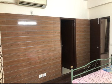 Room in 2 BHK Apartment at Sector 16c Greater Noida – for Rent