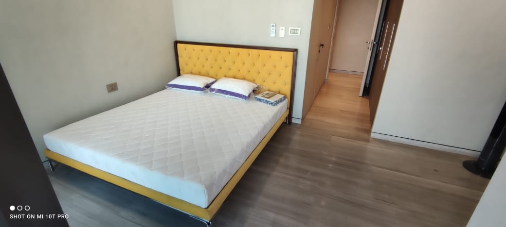 2 BHK + Pooja Room,Servant Room Apartment For Rent in Shapoorji Pallonji The Imperial