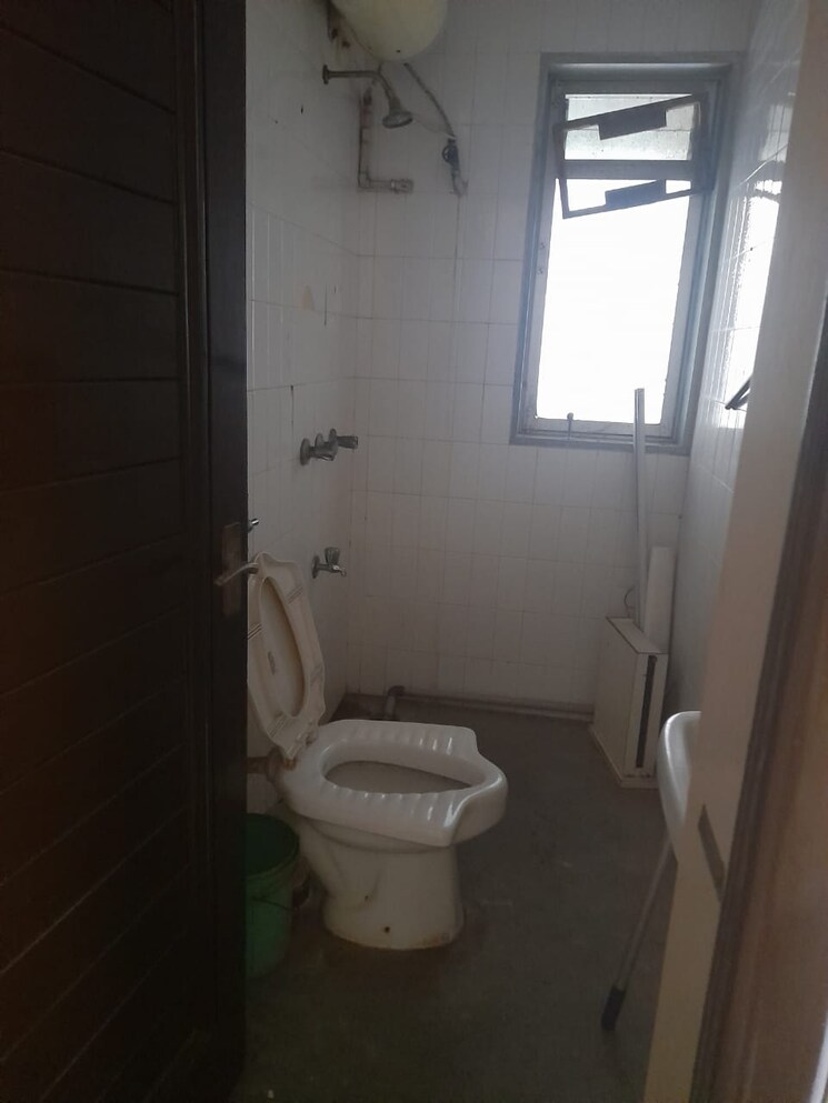Bathroom, walkeshwar 3 Bedroom 1650 Sq.Ft. Apartment In Walkeshwar Mumbai 8638731