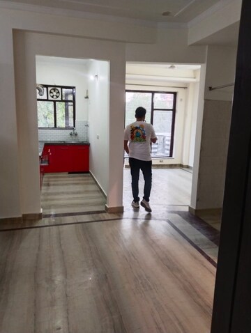 Room in 2 BHK Builder Floor at Sector 47 – for Rent