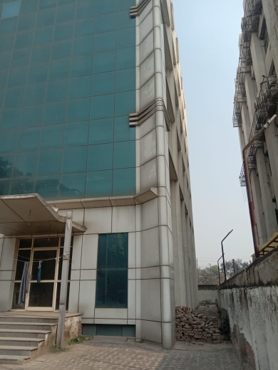 Office Space For Rent in Sector 63