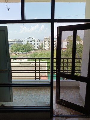 Room in 3 BHK Apartment at Ambala Highway – for Sale