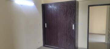 Furnished Amenities in 3 BHK Apartment at Logix Blossom County, Sector 137 – for Rent