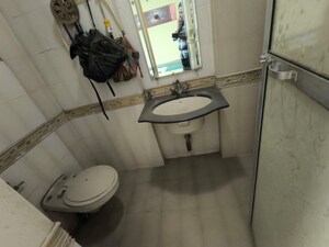 Bathroom in 3 BHK Apartment at Uma Sadan Chembur, Chembur – for Sale