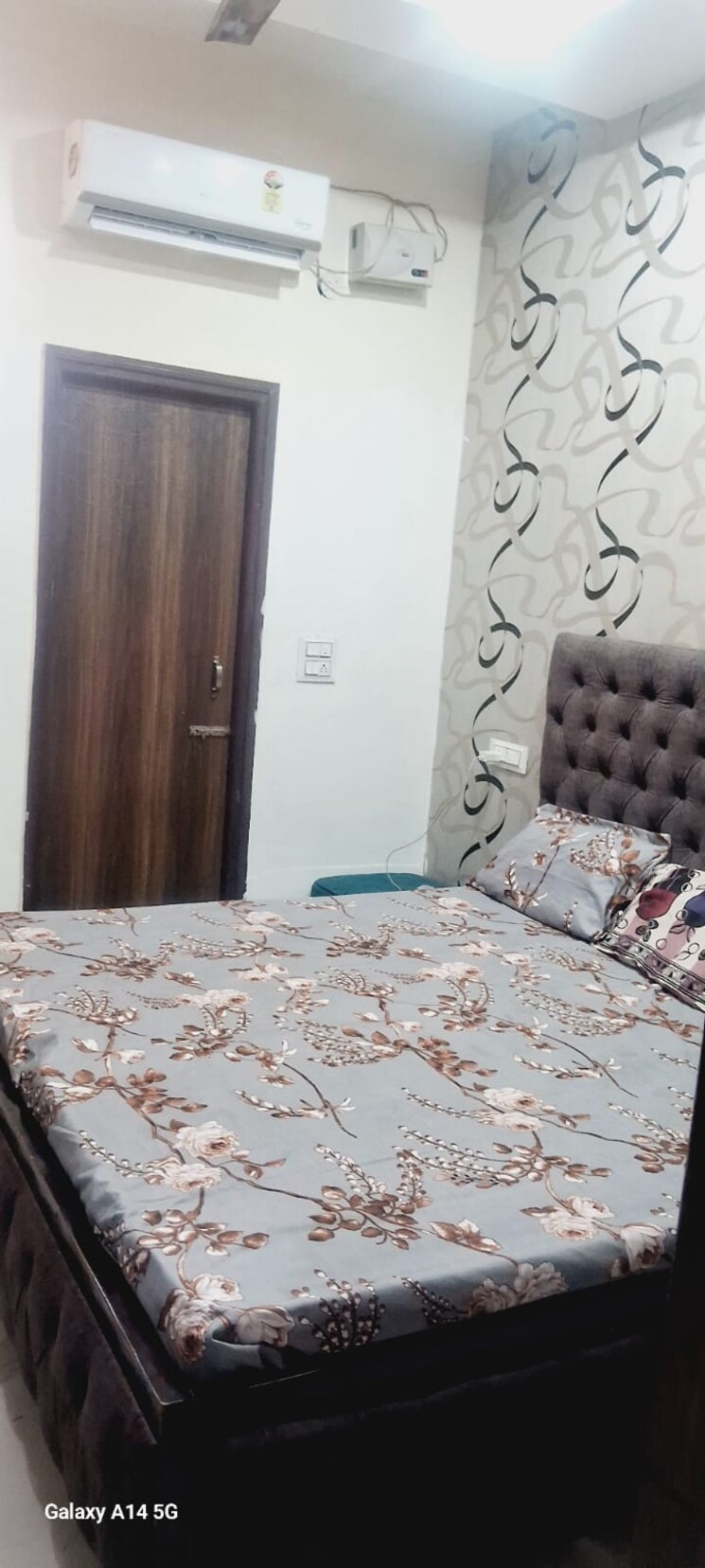 Bedroom, lake-view-complex 3 Bedroom 1100 Sq.Ft. Builder Floor In Dhakoli Zirakpur 8640509