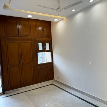 3 BHK Apartment For Sale in Tara Apartments, Tughlakabad Extension