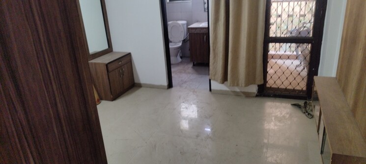 Room, logix-blossom-county 3 Bedroom 1675 Sq.Ft. Apartment In Sector 137 Noida 8640520