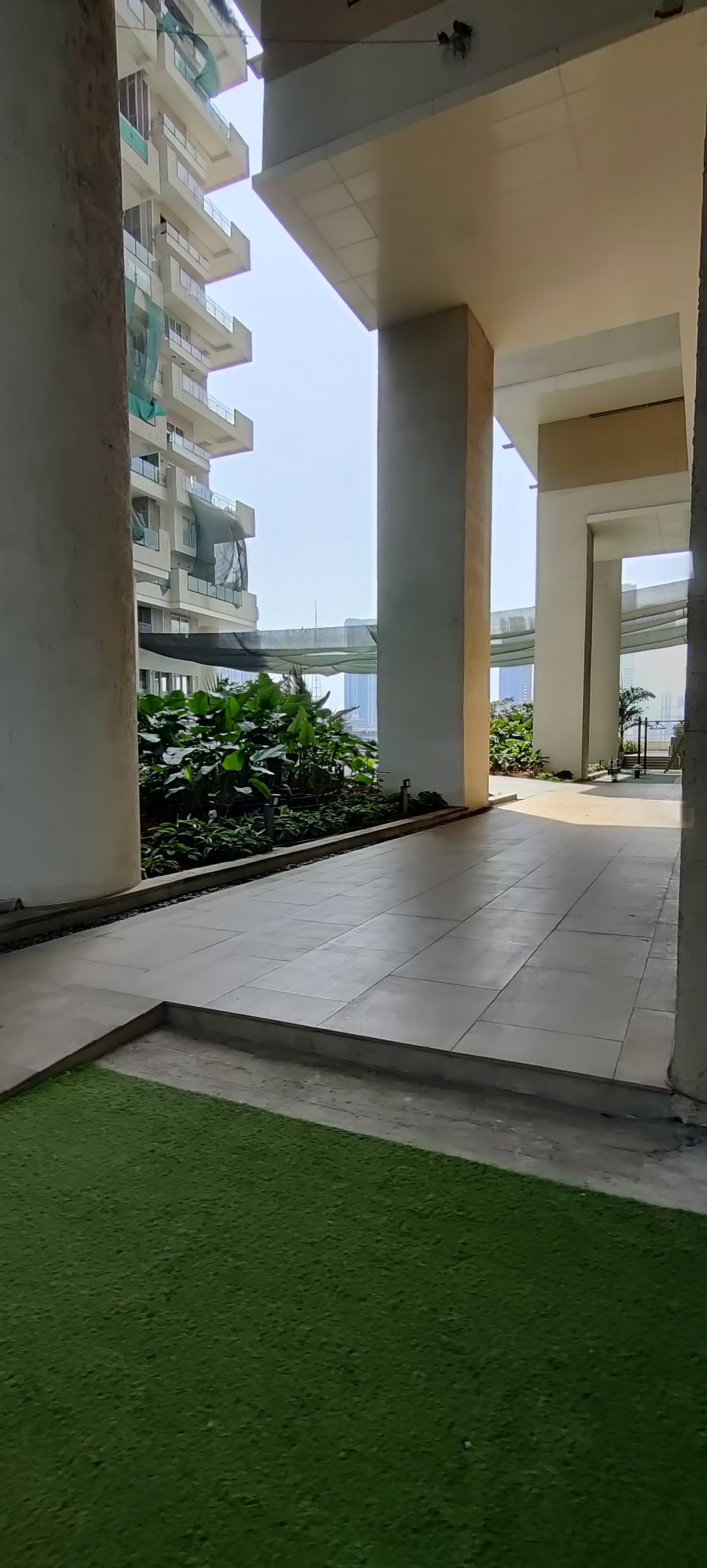 4 BHK + Pooja Room,Servant Room,Study Room,Extra Room Apartment For Sale in Indiabulls Sky Forest