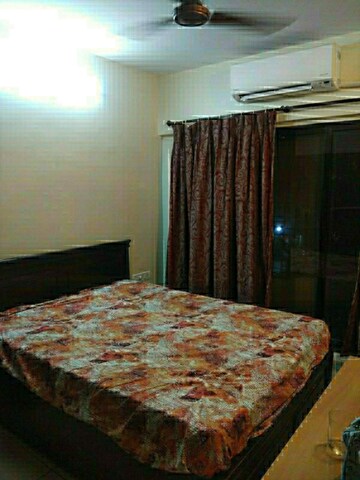 Bedroom in 2 BHK Apartment at Lakshachandi Heights, Goregaon East – for Rent
