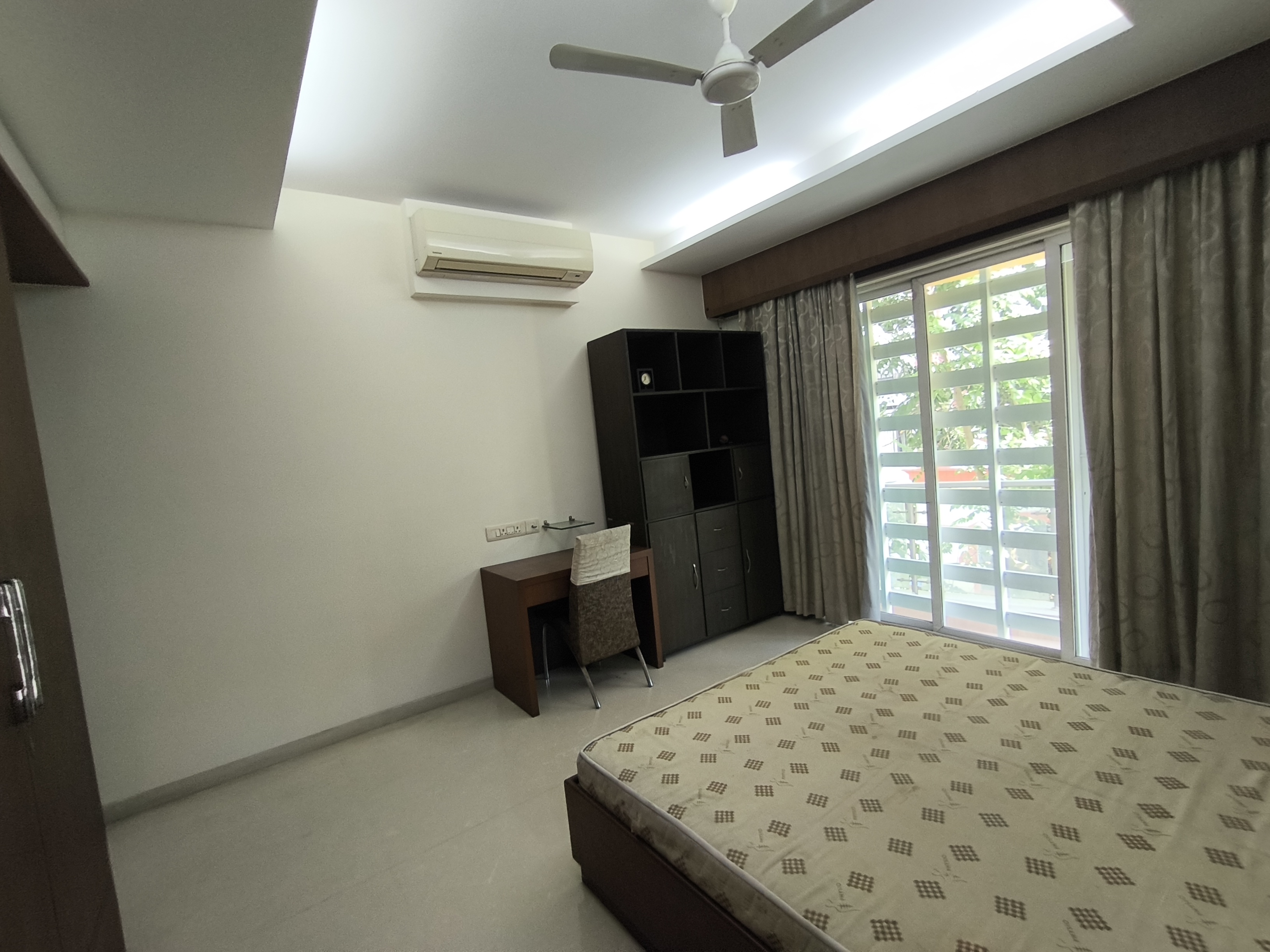 1 BHK + Pooja Room Apartment For Rent in Charisma Samara