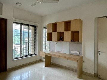Room in 3.5 BHK Apartment at Kalpataru Siddhachal Elite, Vasant Vihar – for Rent