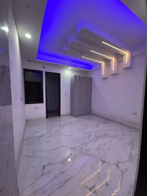 Bedroom in 2 BHK Builder Floor at Sector 73 – for Sale