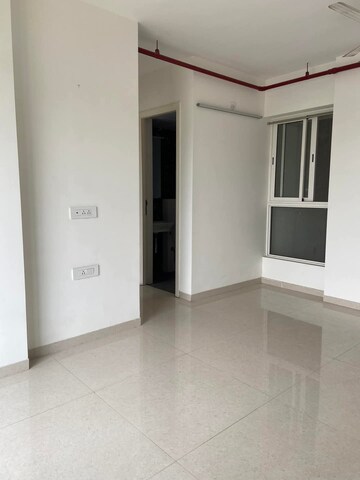 Room in 2 BHK Apartment at Courtyard by Narang Realty and The Wadhwa Group, Pokhran Road No Two – for Rent