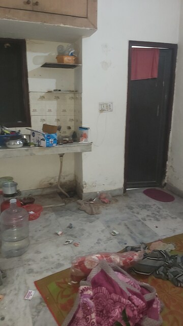 Bathroom in 1 RK Builder Floor at Mayur Vihar – for Rent