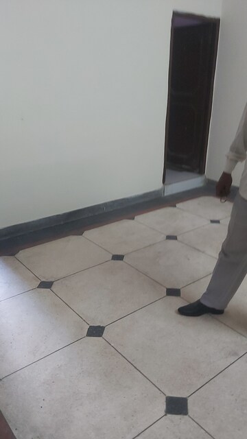 Kitchen in 1 RK Builder Floor at Mayur Vihar – for Rent