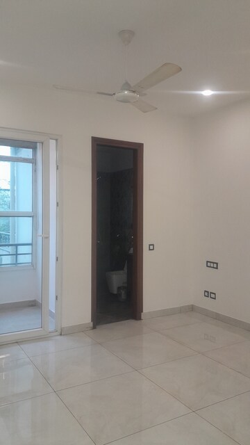 Furnished Amenities in 3 BHK Builder Floor at Kohli One Malibu Town, Sector 47 – for Rent