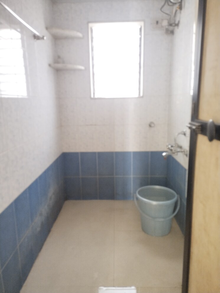 Bathroom, vijay-wimbledon-park 2 Bedroom 700 Sq.Ft. Apartment In Vartak Nagar Thane 8640603
