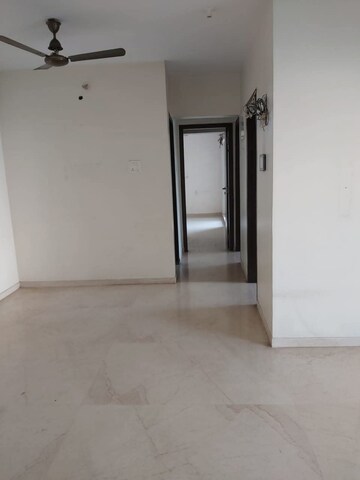 Room in 2 BHK Apartment at Dosti Group Imperia, Manpada – for Rent