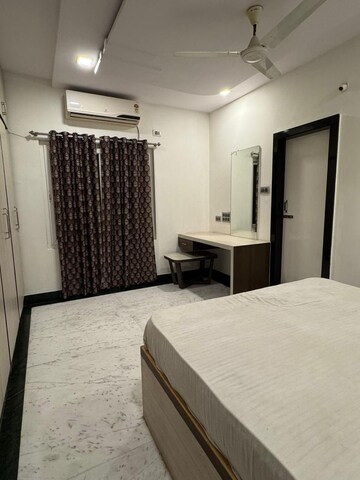 Bedroom in 3 BHK Apartment at Visalakshi Nagar – for Rent