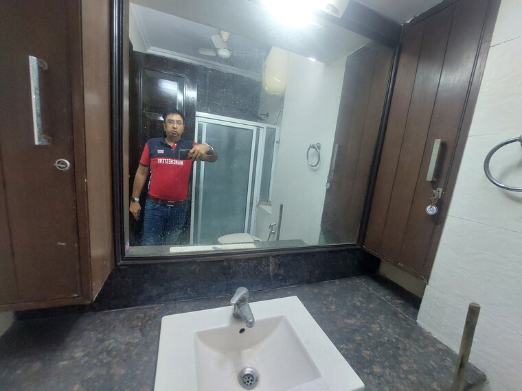 Attached Bathroom, model town 3 4 Bedroom 3240 Sq.Ft. Builder Floor In Model Town 3 Delhi 8640614