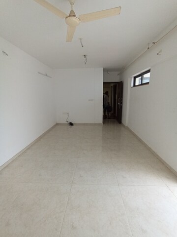 1 BHK Apartment For Rent in Lodha Lakeshore Greens, Dombivli East