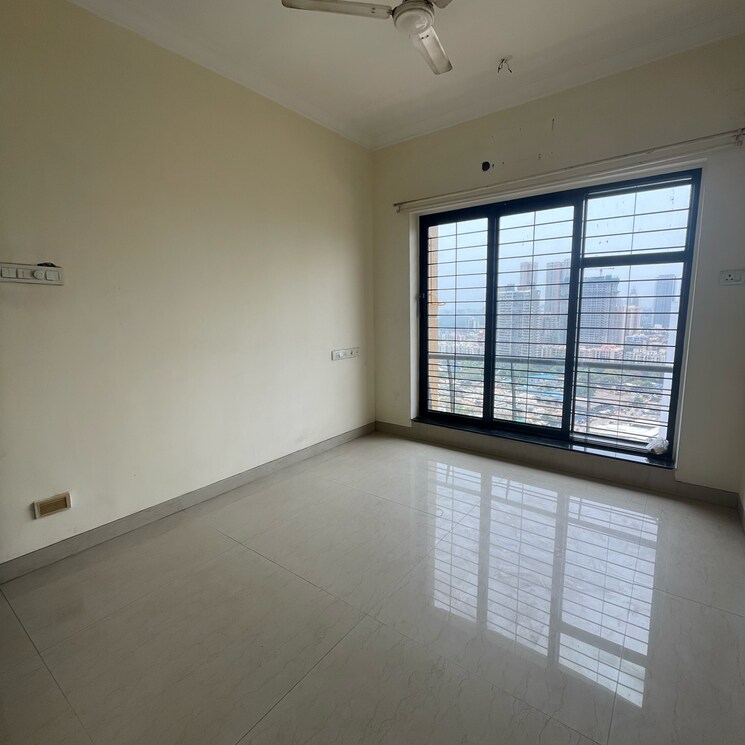 Room, malad east 2 Bedroom 745 Sq.Ft. Apartment In Malad East Mumbai 8640619