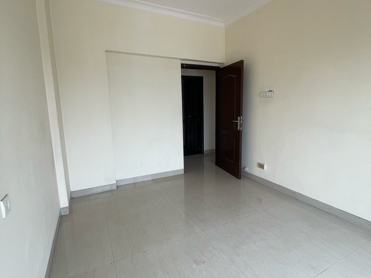 Room, malad east 2 Bedroom 745 Sq.Ft. Apartment In Malad East Mumbai 8640619