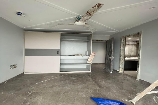 4 BHK + Servant Room Apartment For Rent in Lodha The Park