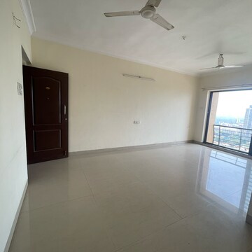 Room in 2 BHK Apartment at K Raheja Heights, Sankalp Colony – for Rent