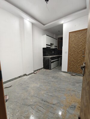 Room in 1 BHK Builder Floor at Govindpuri – for Sale