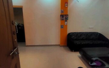 2 BHK Apartment For Rent in Amar Tower, Wanwadi