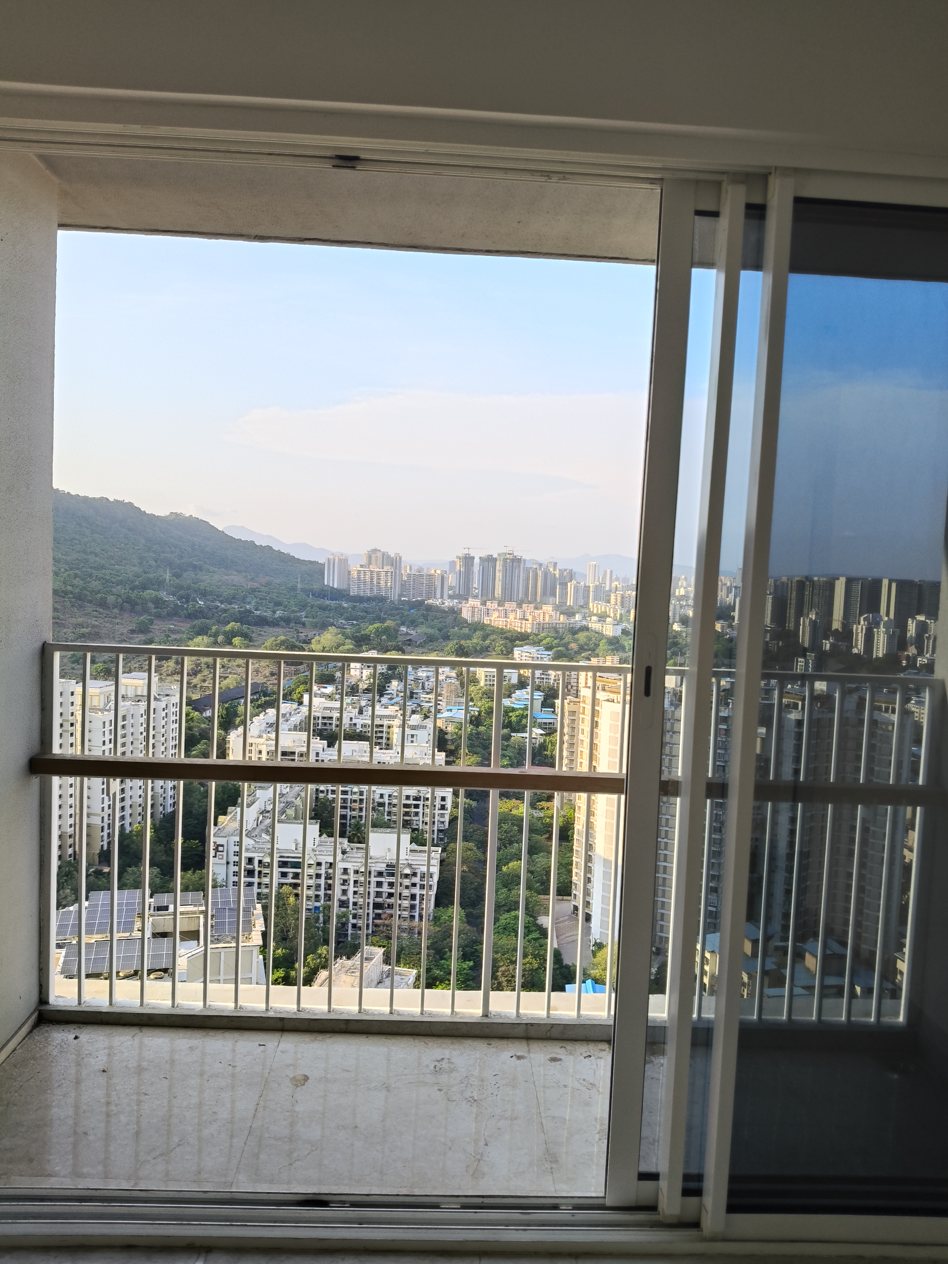 1 BHK + Pooja Room Apartment For Sale in Tata Serein