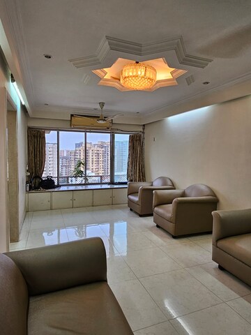 Living Room in 2 BHK Apartment at Andheri West – for Rent