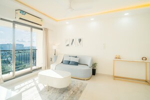 Bathroom in 2 BHK Apartment at Lake Primrose, Powai – for Sale