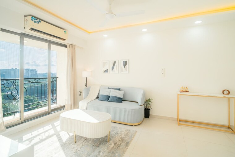 Bathroom, lake-primrose 2 Bedroom 970 Sq.Ft. Apartment In Powai Mumbai 8640725